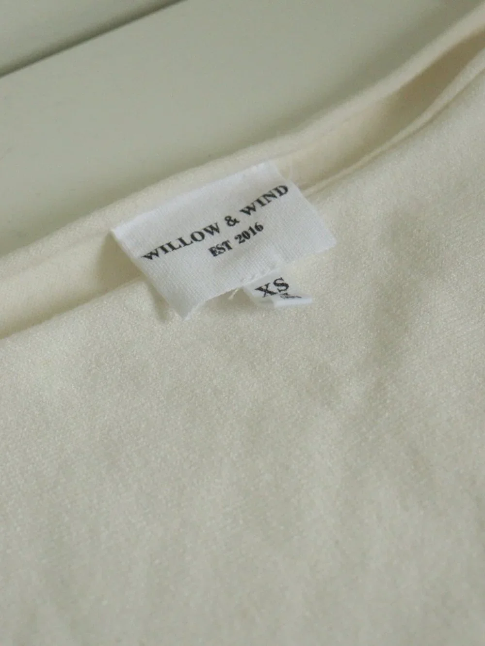 off shoulder/boat neck cream knit top - Picture 6 of 7